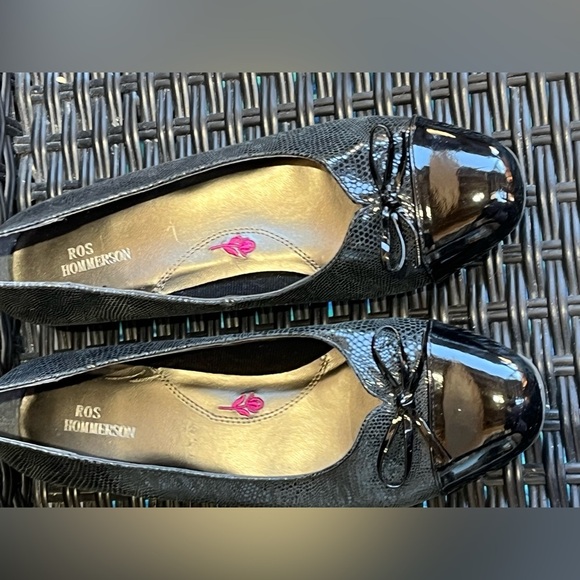 Ros Hommerson Women's Black Loafers - Picture 3 of 7